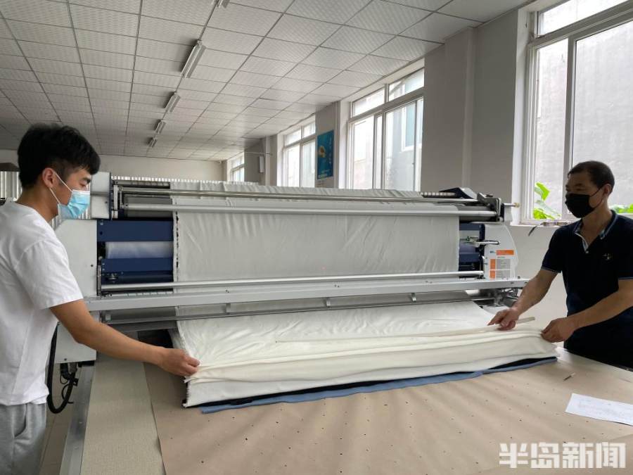 半島觀察丨一條蓋毯爆火背后的童裝江湖：3000家企業(yè)即墨鏖戰(zhàn)，如何贏得三孩商機(jī)