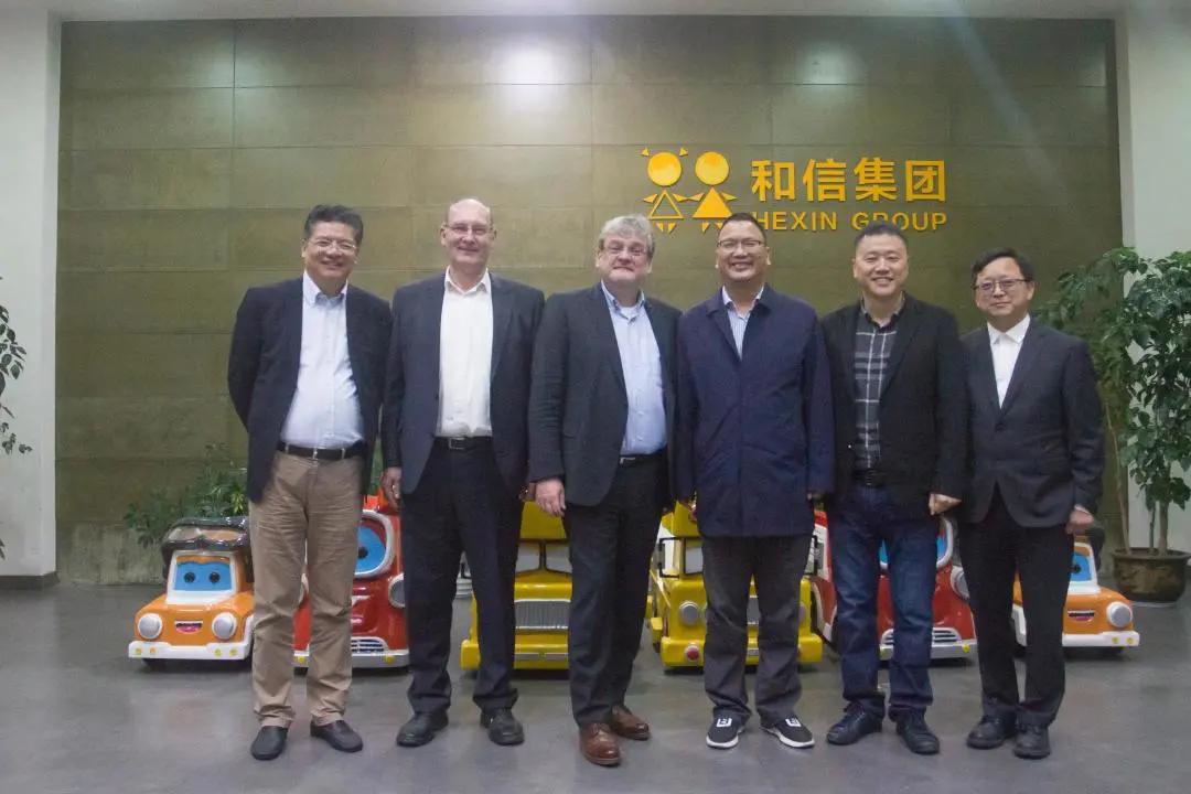 打破“富不過(guò)三代”魔咒，30多歲的男人賣(mài)玩具，火到國(guó)外