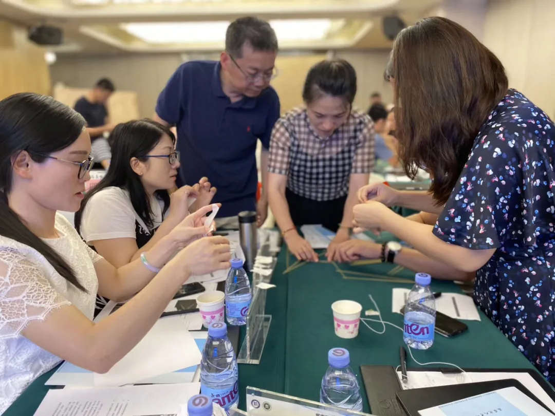 晉江vs莆田，同樣的鞋如何走出不同路？