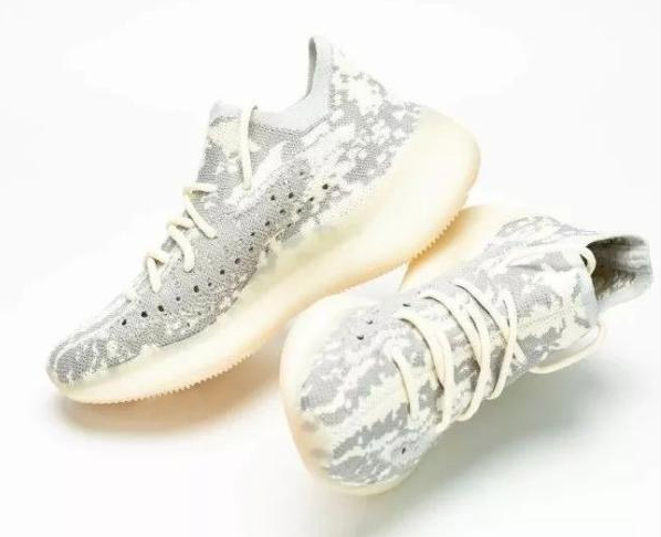 Yeezy350的V3版本還沒最終定版，竟然現(xiàn)在就有渠道貨開始賣了？