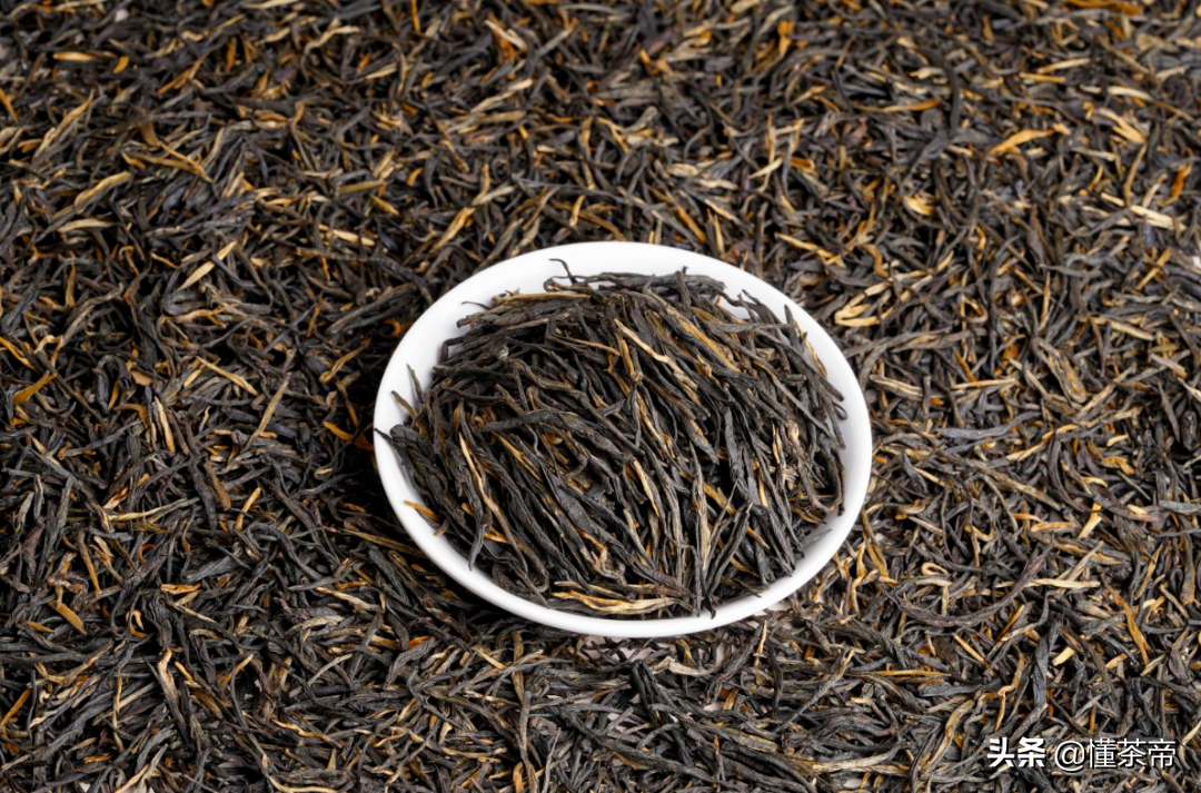 六大茶類(lèi)代表名茶有哪些？喝過(guò)三款以上才稱(chēng)得上大神