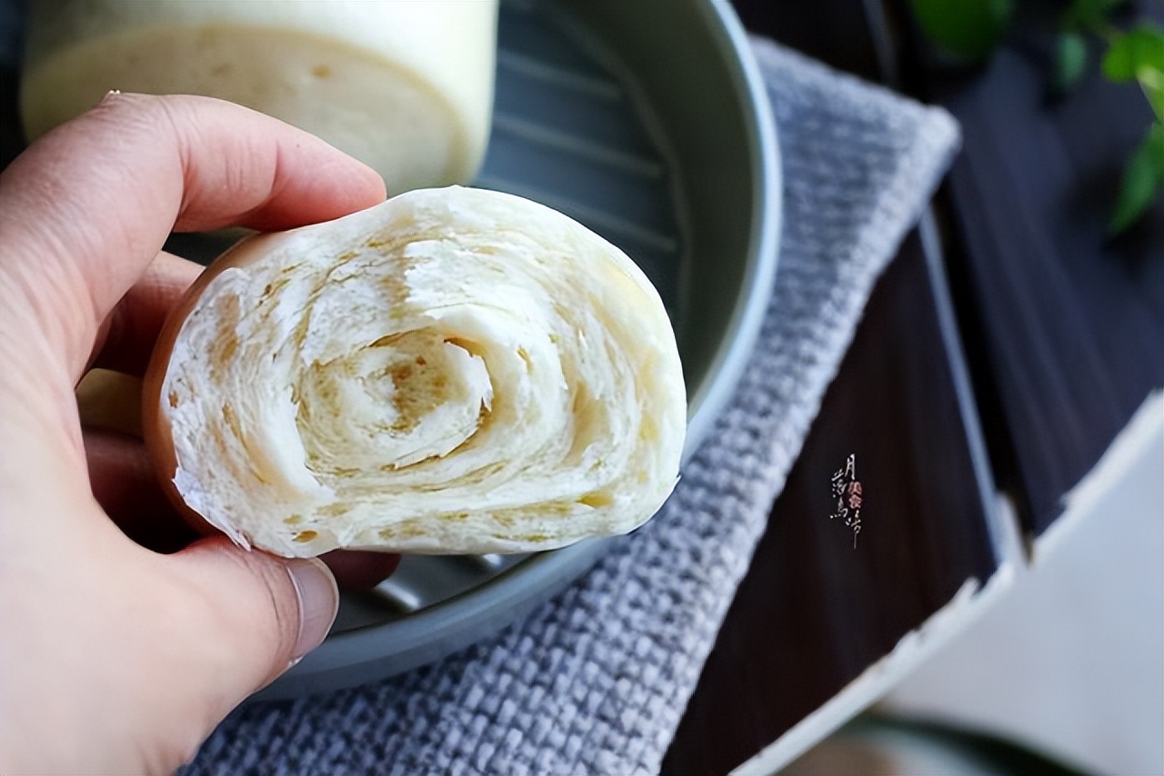 饅頭怎么做才好吃？跟我做，一圈圈撕著吃，比面包還香