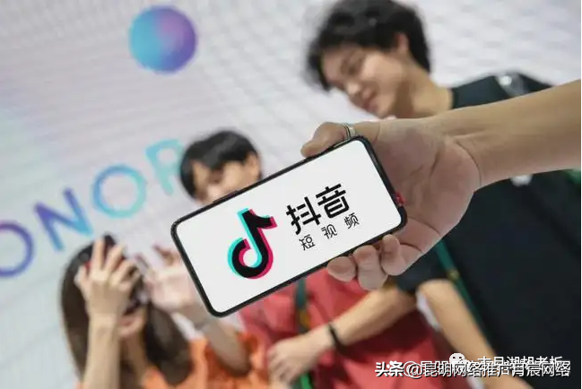 抖音怎樣養(yǎng)號漲粉？如何養(yǎng)抖音號漲粉絲？