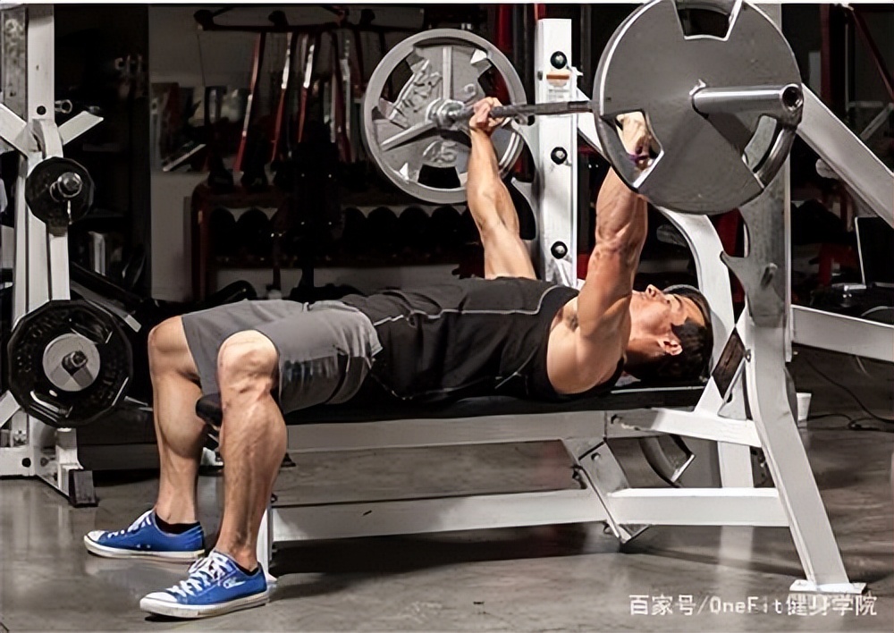 平板臥推怎么做？平板臥推標(biāo)準(zhǔn)動作要領(lǐng)！