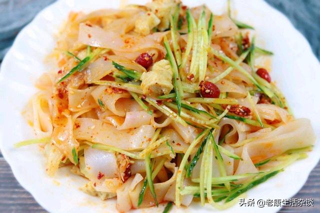 現(xiàn)在做什么小吃店最火的（現(xiàn)在開什么小吃店最火）