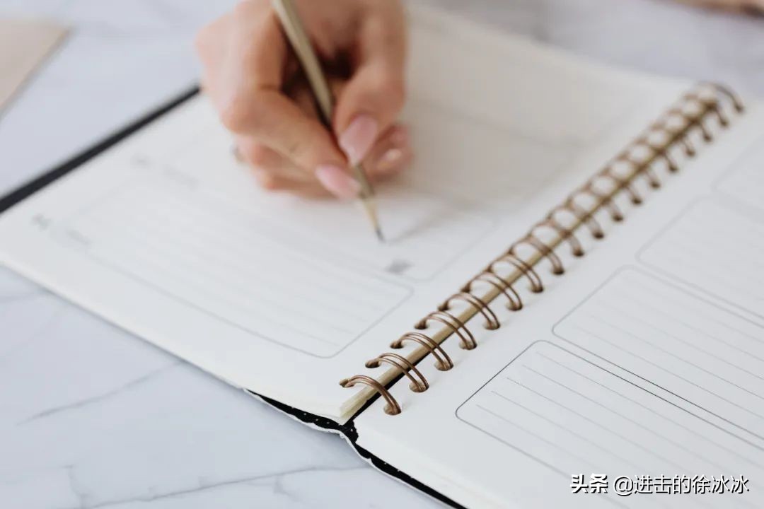新手怎么開始寫作，新手想寫作怎么入手？
