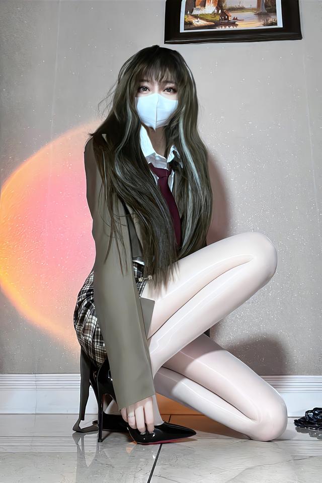 男友每天晚上不讓我穿衣（男朋友不讓我穿短裙，該怎么辦）