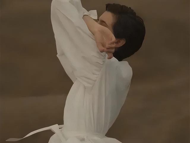 很有修養(yǎng)的女生是什么意思（很有修養(yǎng)的女生無(wú)法抵抗）