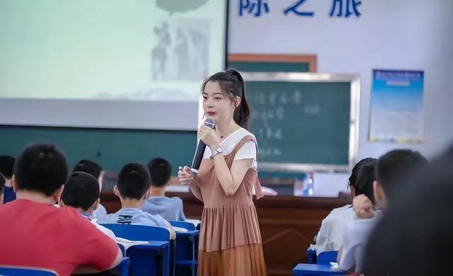 尷尬了！大學生看不良網(wǎng)站，意外收到短信：“已看33次，請自重”