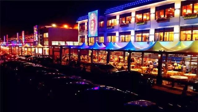 深圳哪里的地?cái)傄故凶疃?，深圳夜市攤位大概多少錢(qián)一個(gè)月