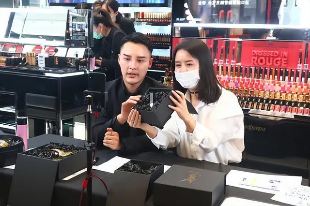 新手直播帶貨怎么找貨源怎么一件代發(fā)，想直播帶貨怎么找貨源？