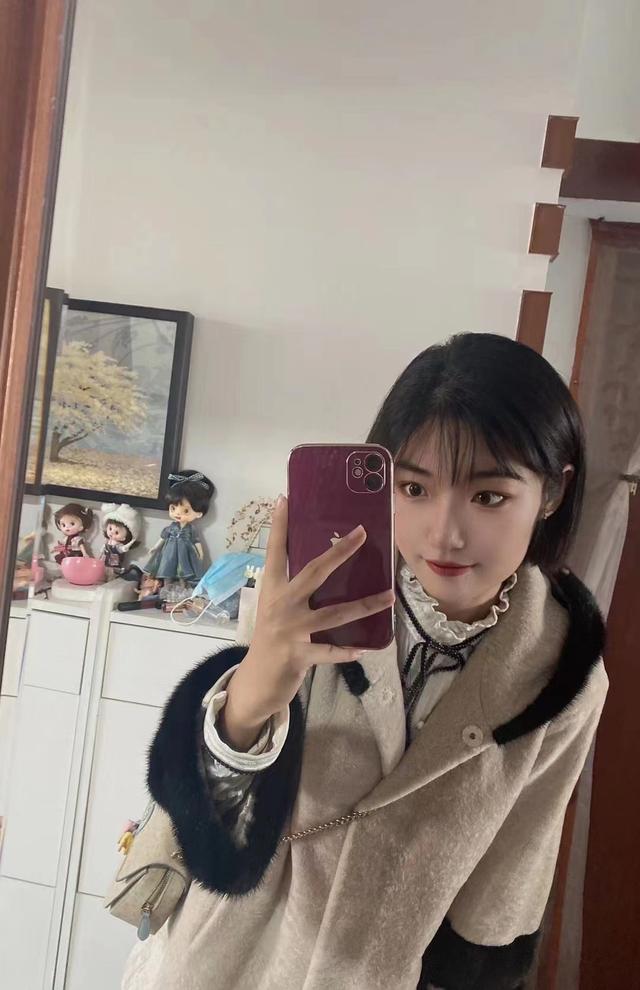 一個(gè)娃娃賣(mài)22萬(wàn)，一套衣服一萬(wàn)多，“娃圈”的真相你并不了解？