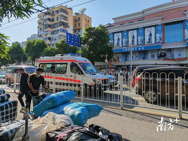 廣州批發(fā)衣服市場在什么地方，廣州有名的衣服批發(fā)市場在哪里？