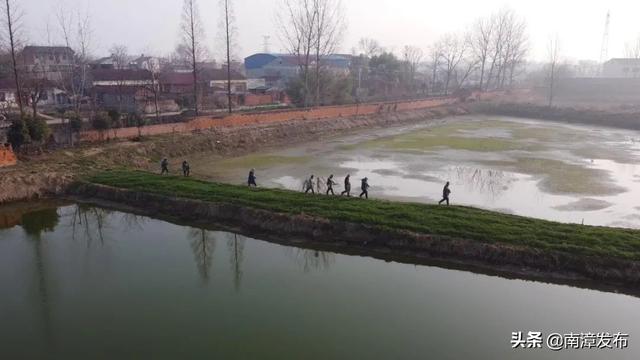 本地魚苗批發(fā)在哪里進(jìn)貨，本地魚苗批發(fā)在哪里進(jìn)貨的？