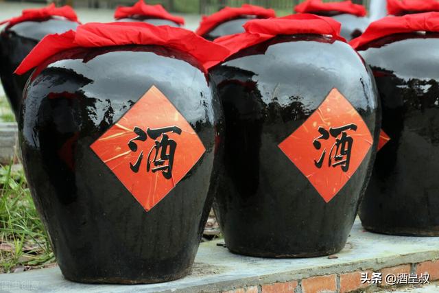 100斤酒壇子批發(fā)價(jià)格查詢，100斤酒壇子價(jià)格？