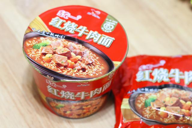低價方便面批發(fā)廠家，河北方便面批發(fā)？