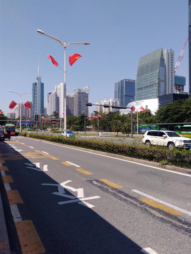深圳服裝批發(fā)市場有哪些，廣東深圳服裝批發(fā)市場？