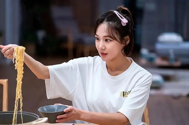 10元女裝批發(fā)貨到付款多少錢(qián)，9元女裝批發(fā)貨到付款？