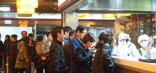 廣州早餐店半成品的包子哪里進(jìn)貨，早餐成品包子在哪里拿貨？