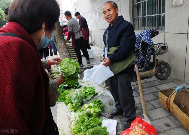 開局地攤賣大力怎么評價，開局地攤賣大力真的好看嗎？