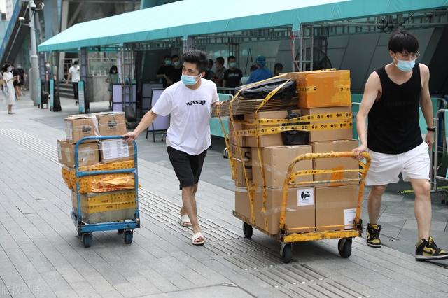 賭徒夢碎，從一夜暴富到血本無歸，華強北這回真的輸了
