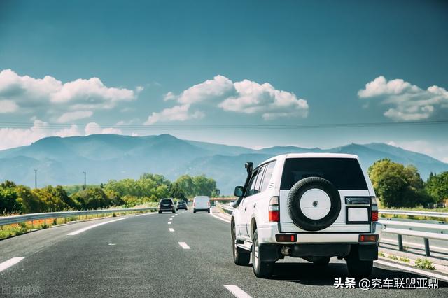 全國最大二手車批發(fā)貨源在哪里，全國最大二手車批發(fā)貨源在哪里??？