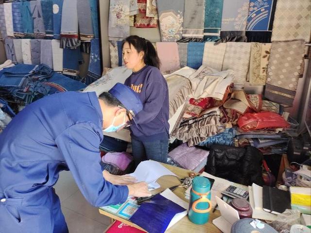溫州批發(fā)衣服最便宜的地方在哪里進(jìn)貨，溫州最便宜的服裝批發(fā)市場(chǎng)在哪里？
