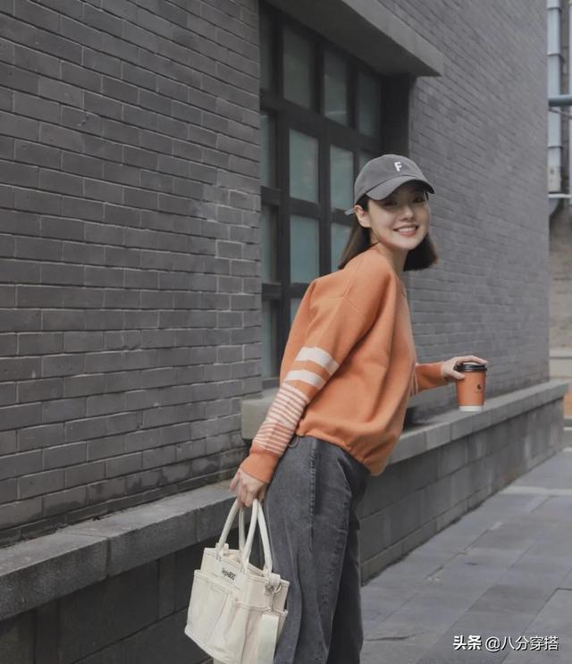 廣州女裝衛(wèi)衣批發(fā)廠家直批，加絨衛(wèi)衣批發(fā)廠家直批？