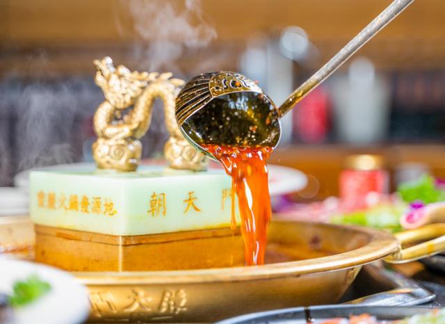 地?cái)偦疱伡用说昴募液?，地?cái)偦疱伡用速M(fèi)多少？