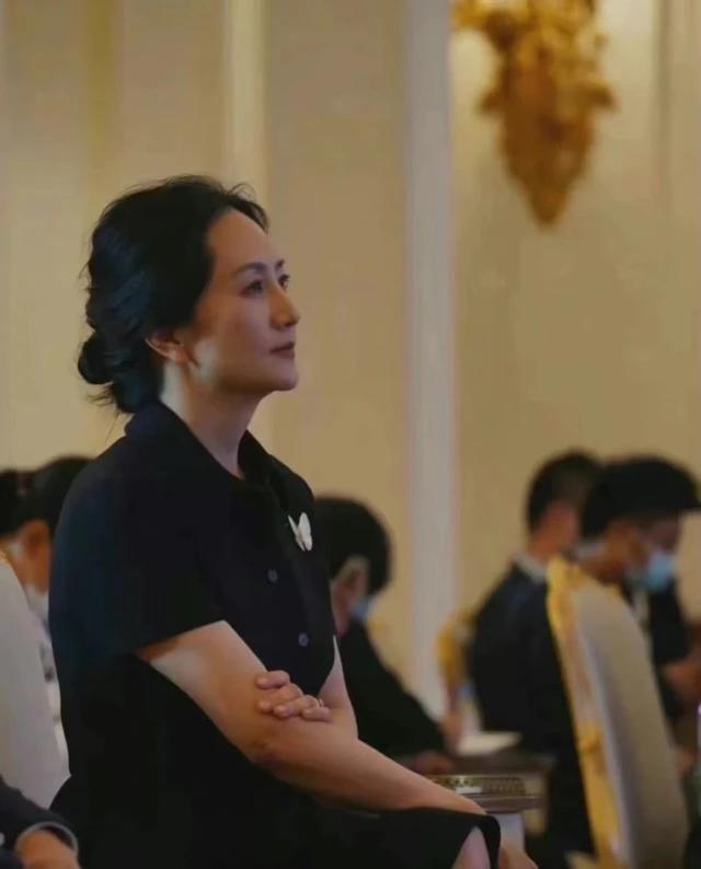 《地?cái)偯隆罚財(cái)偯滦≌f(shuō)久久？
