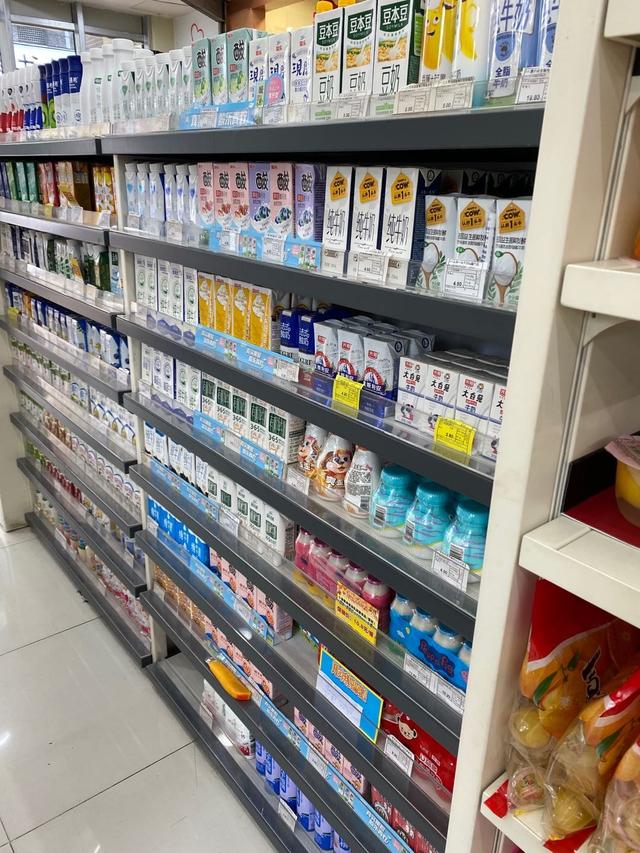 我想做免費(fèi)代理飲料礦泉水可以嗎，我想做免費(fèi)代理飲料礦泉水生意？