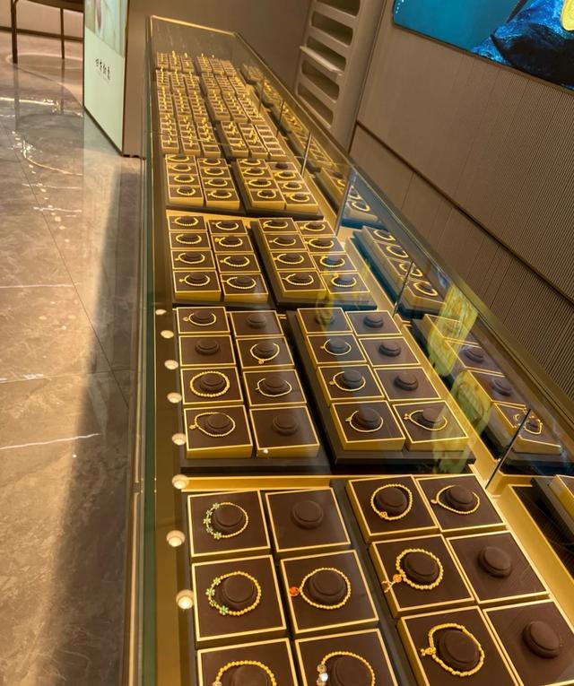 飾品批發(fā)市場進(jìn)貨渠道平臺(tái)，飾品批發(fā)市場進(jìn)貨渠道平臺(tái)有哪些？