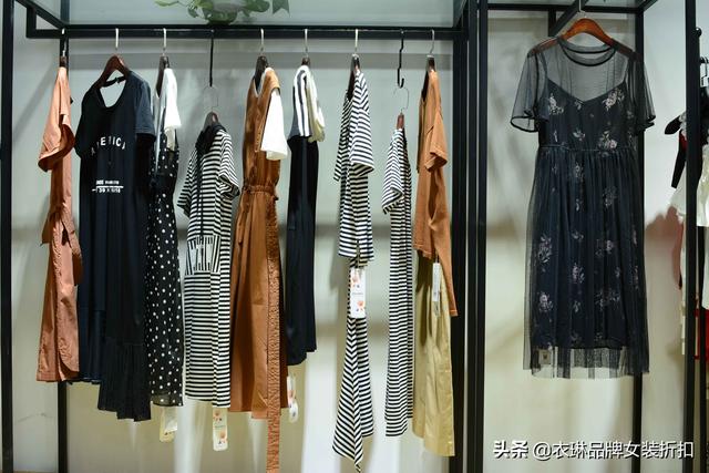 淘寶上的女裝貨源是干嘛的呢，淘寶服裝店貨源都是哪里來的？