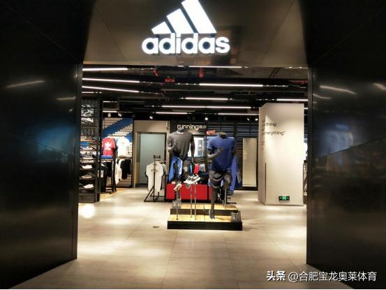 微商賣(mài)鞋子貨源怎么找，微商賣(mài)鞋子一手貨源？