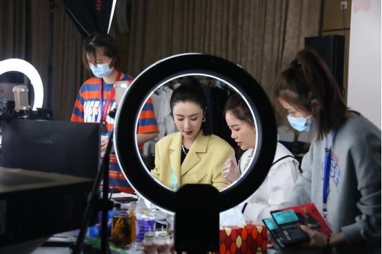 淘寶店鋪主播薇婭貨源是真的嗎知乎，淘寶上薇婭直播好貨是不是真的？