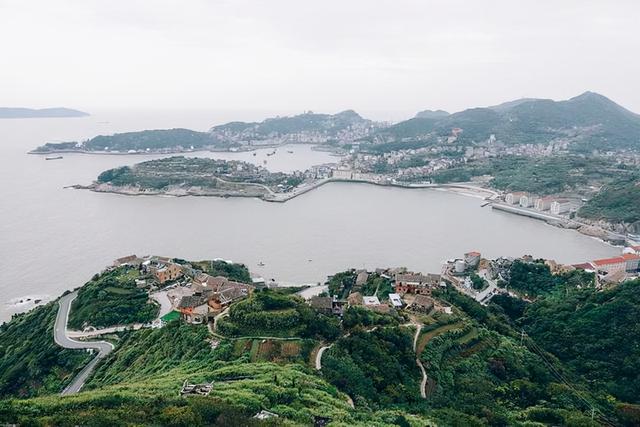 溫嶺家具市場在哪里，溫嶺澤國商場？