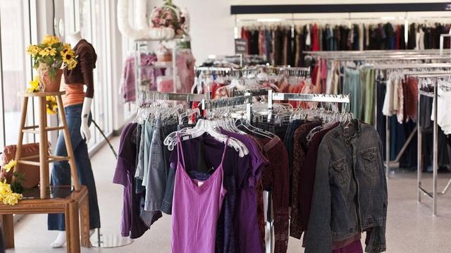 實(shí)體店一件衣服500元，電商僅幾十元，為什么？丨歐界