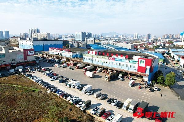 懷化河西批發(fā)市場(chǎng)食品，懷化河西批發(fā)市場(chǎng)雞鴨食槽？