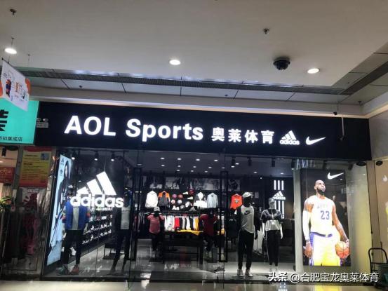 正品阿迪耐克微商貨源，耐克阿迪高仿服裝微商貨源怎么找？