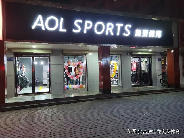精仿阿迪耐克服裝一手貨源，高仿耐克阿迪進(jìn)貨渠道？