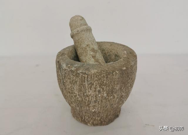 農(nóng)村老家的蒜臼子，你還留著嗎？