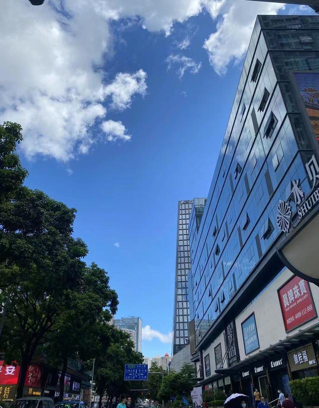 網(wǎng)店賣銀飾哪里有貨源啊，網(wǎng)店賣銀飾哪里有貨源啊知乎？