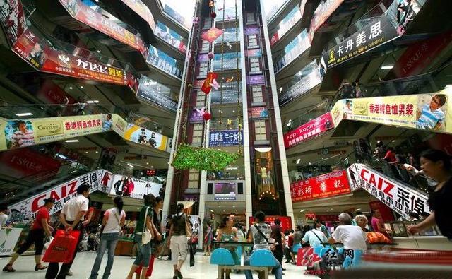株洲女裝批發(fā)網(wǎng)店貨源在哪里，株洲女裝批發(fā)網(wǎng)店貨源在哪里找到？
