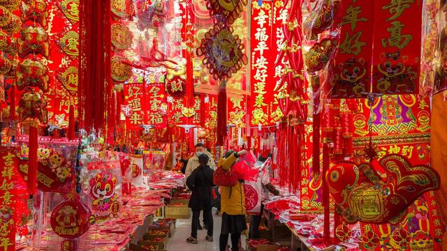 淘寶拼多多熱銷圖案對(duì)聯(lián)貨源拿貨是真的嗎，淘寶拼多多熱銷圖案對(duì)聯(lián)貨源拿貨是真的嗎還是假的？