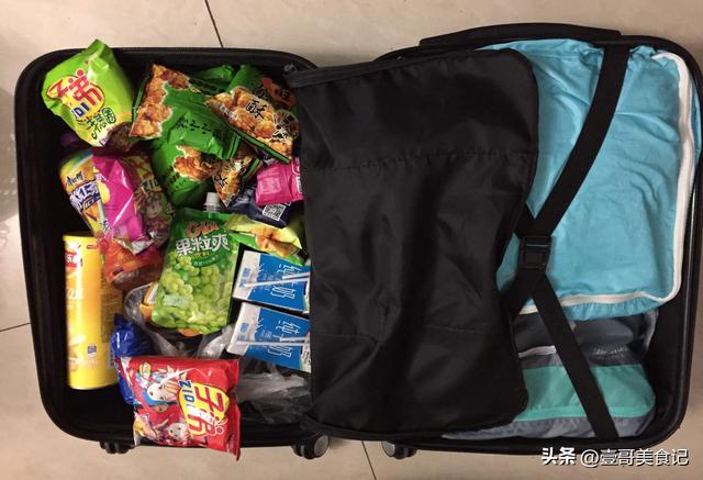 小零食批發(fā)一手貨源，微商批發(fā)零食一級貨源？