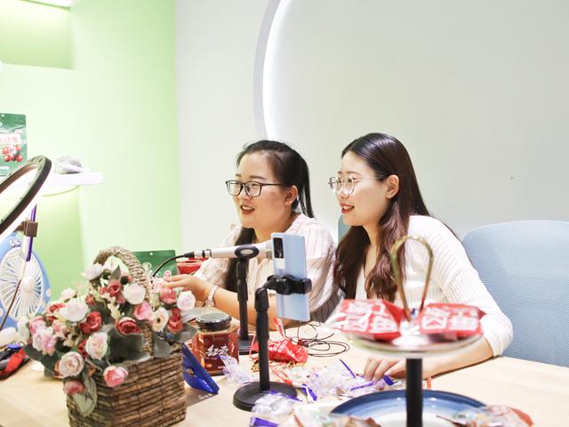 淘寶若羌紅棗網(wǎng)店代理貨源是真的嗎，淘寶若羌紅棗網(wǎng)店代理貨源是真的嗎可信嗎？