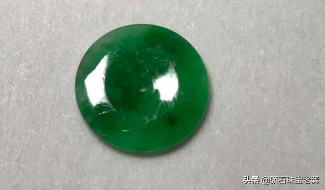 翡翠珠寶網(wǎng)店代理貨源怎么找的到，珠寶代購怎么找貨源？
