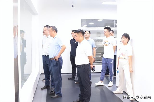 微商一手貨源加盟零食，微商一手貨源加盟零食可靠嗎？
