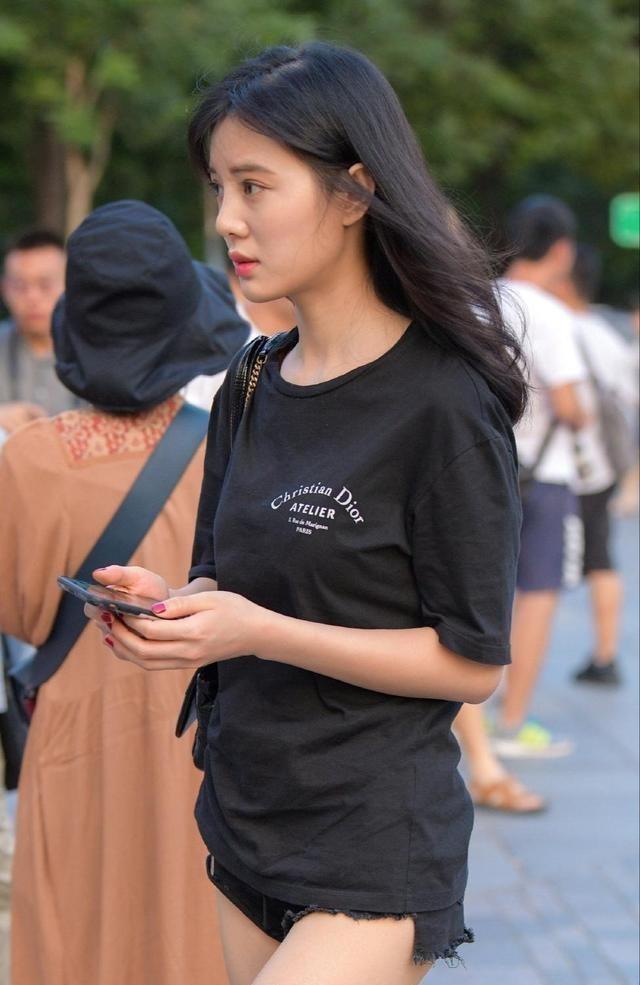 義烏褲子批發(fā)去哪里，義烏內(nèi)褲批發(fā)在哪里？
