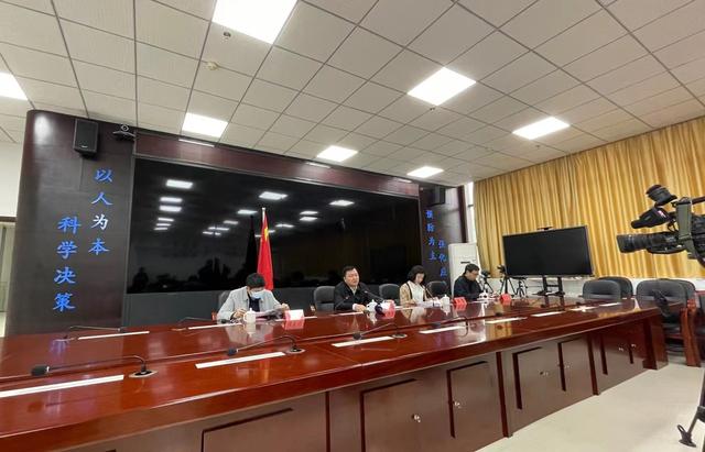 莆田微商貨源鞋廠的批發(fā)市場在哪個位置，莆田鞋廠一手貨源批發(fā)？